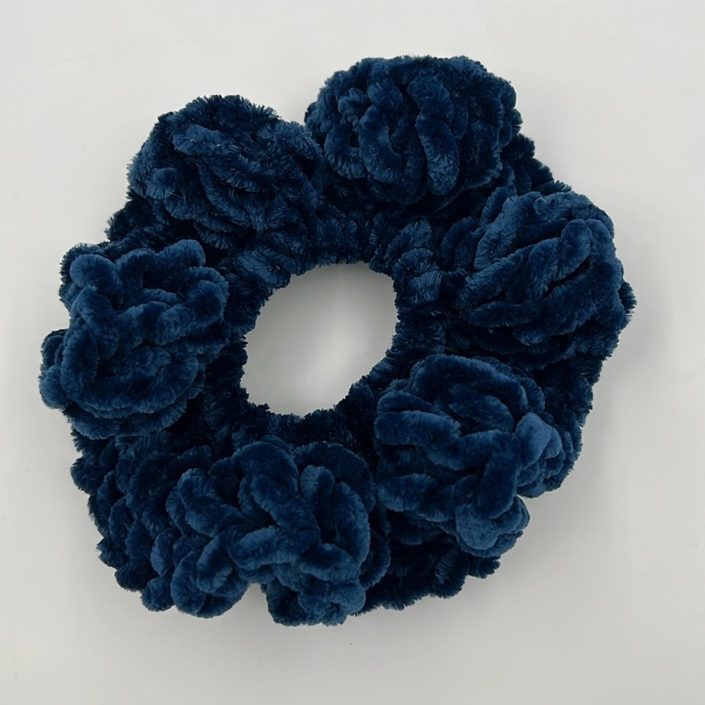 🧩 2 Oversized Scrunchies Hair Ties Crochet Handmade